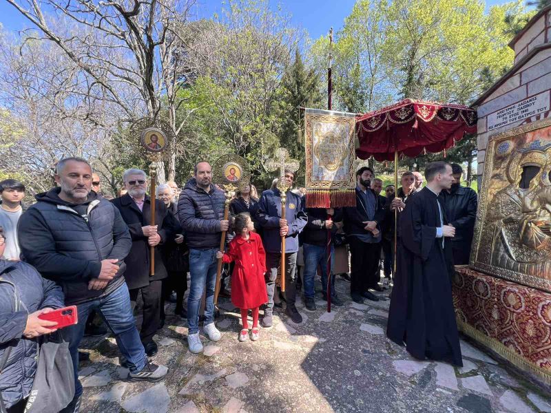 Η Κυριακή του Θωμά στην Ι.Μ. Παναγίας Εικοσιφοίνισσας